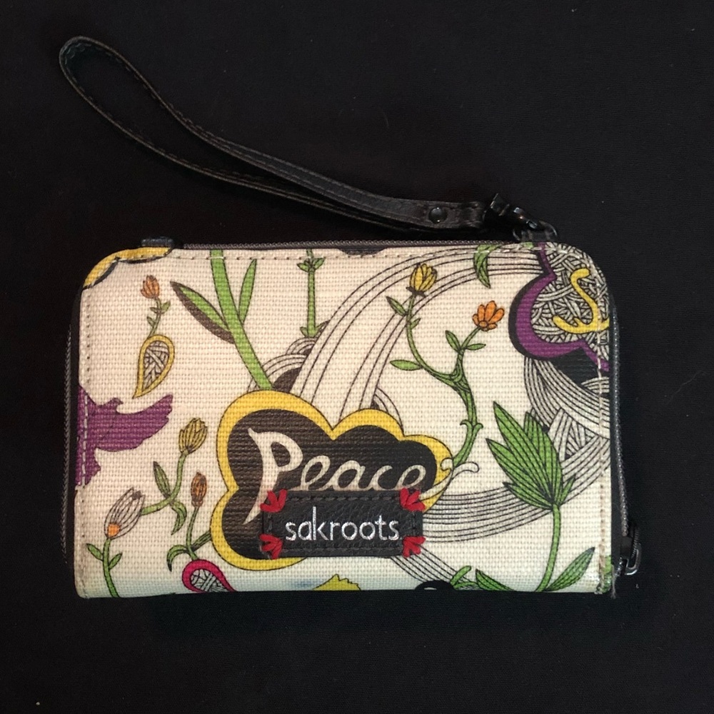 SAKROOTS Wristlet with Cell Pocket